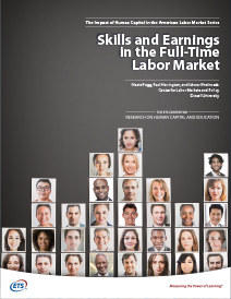 Compétences et revenus sur le marché du travail à temps plein